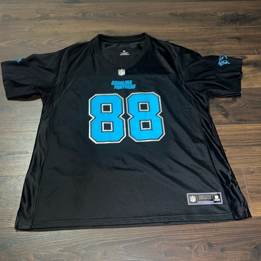 OLSEN NFL Carolina Panthers #88 Jersey Size XL